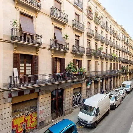 The Collection Barcelona - Bright And Modern 4Bedroom With Terrace In Las Ramblas P2-3
